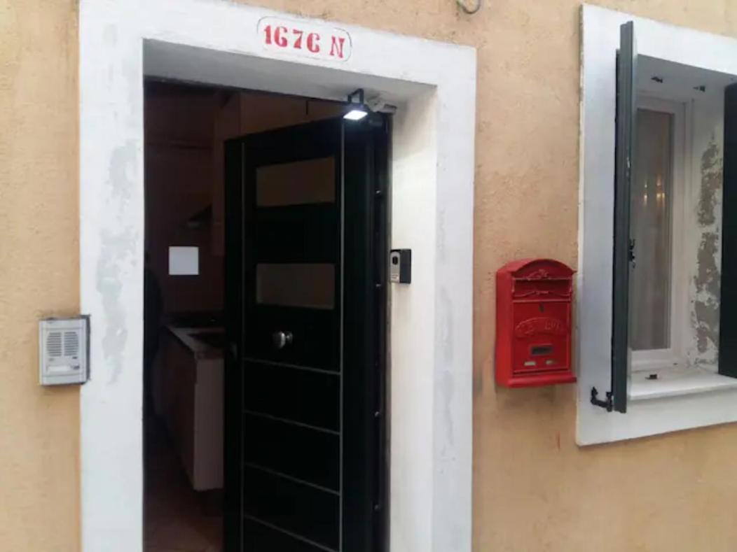 Apartmán Sestiere Dorsoduro, A Due Passi Da Zattere Benátky Exteriér fotografie